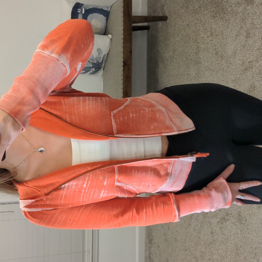 Free People small s burnout orange zip up cropped fitted hoodie dolphin hem used